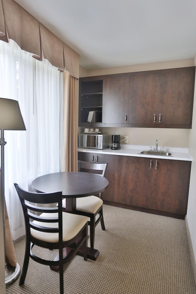Hotel Le Versailles Saint-Sauveur-des-Monts Kamer foto