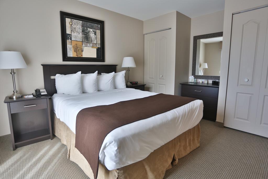 Hotel Le Versailles Saint-Sauveur-des-Monts Kamer foto